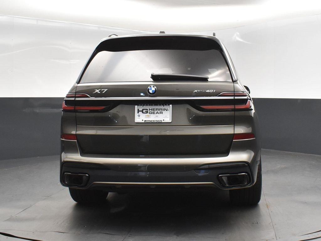new 2026 BMW X7 car, priced at $100,785