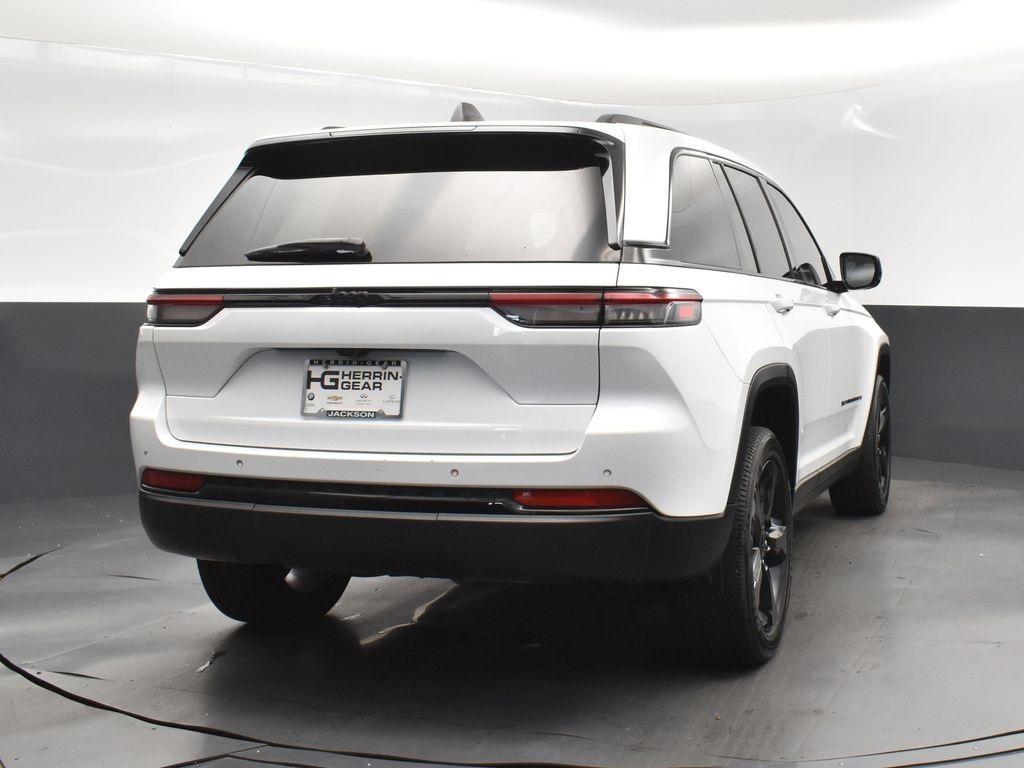 used 2023 Jeep Grand Cherokee car, priced at $30,000