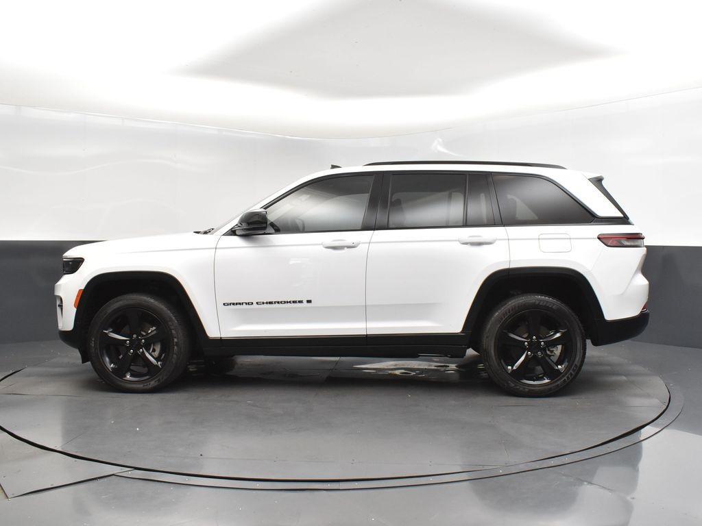 used 2023 Jeep Grand Cherokee car, priced at $30,000