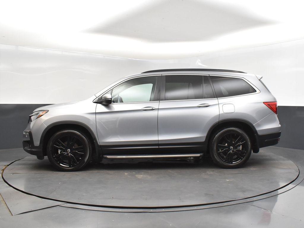 used 2022 Honda Pilot car, priced at $29,000
