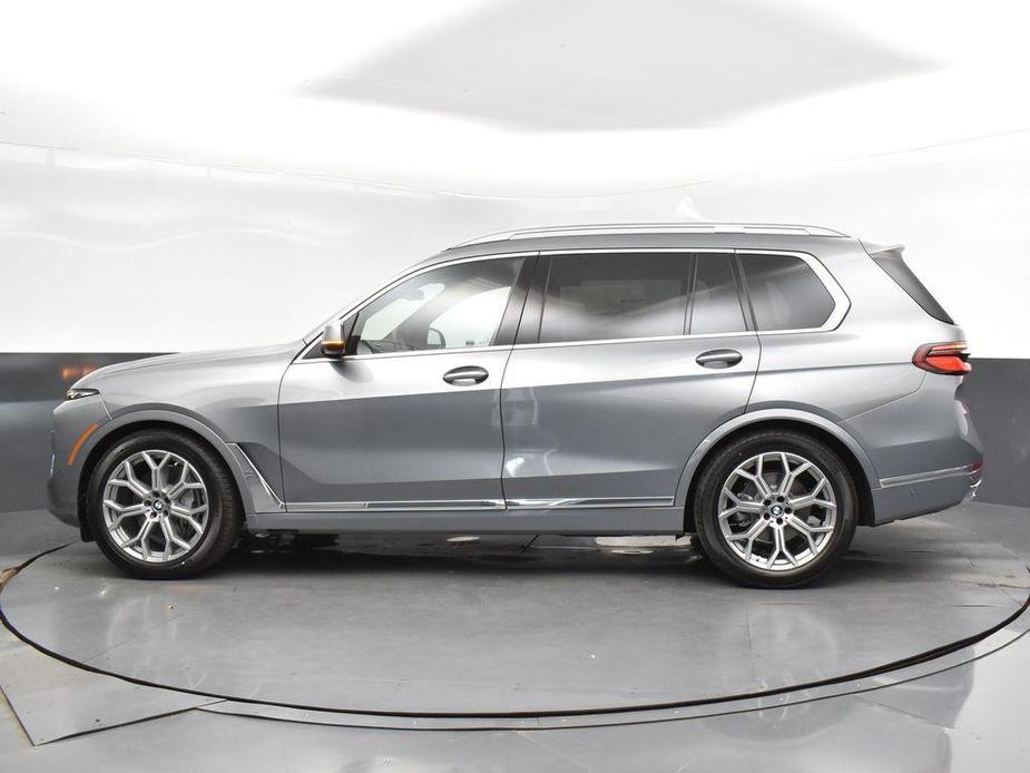 new 2025 BMW X7 car, priced at $95,720