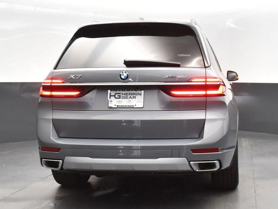 new 2025 BMW X7 car, priced at $95,720