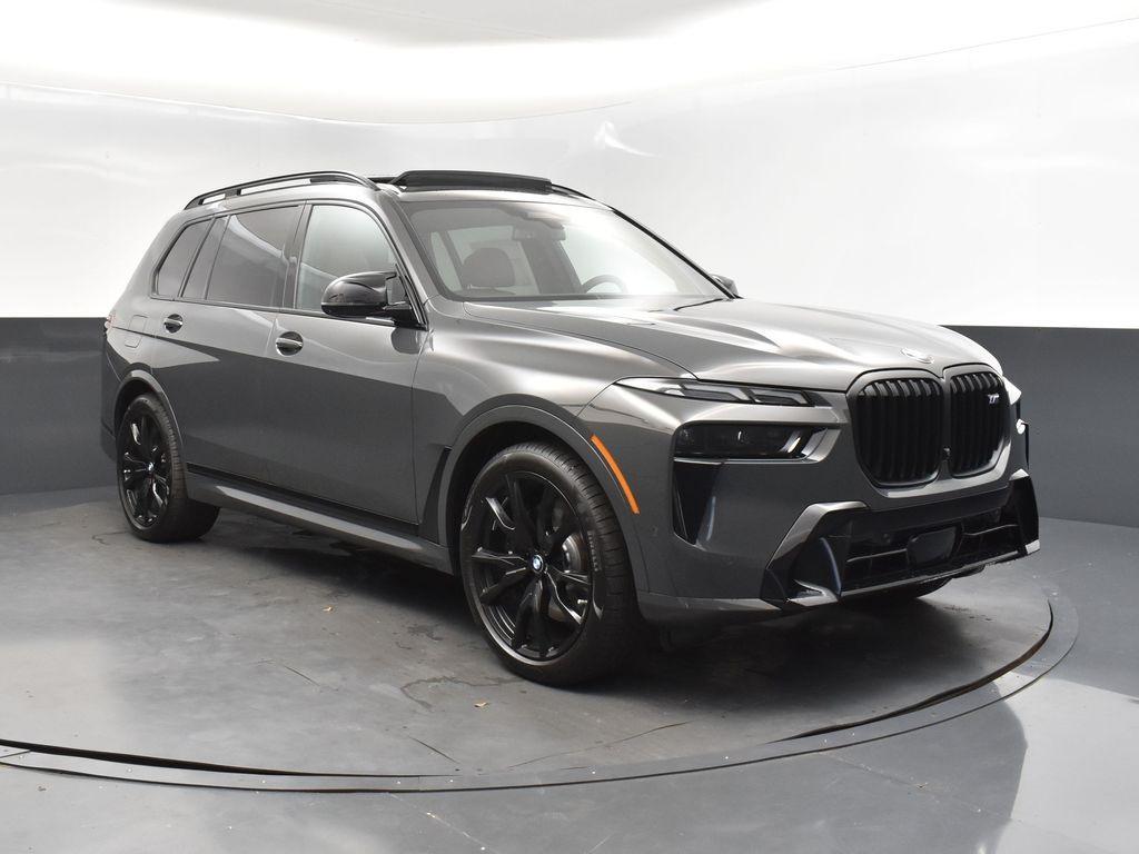 new 2026 BMW X7 car, priced at $122,535