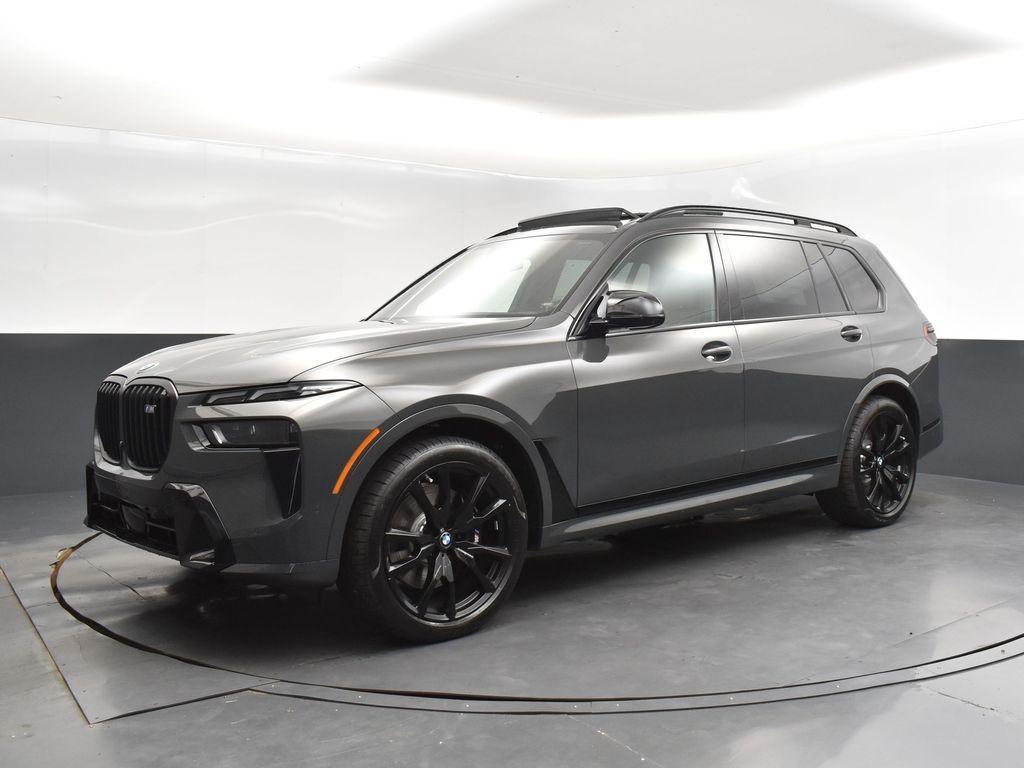 new 2026 BMW X7 car, priced at $122,535