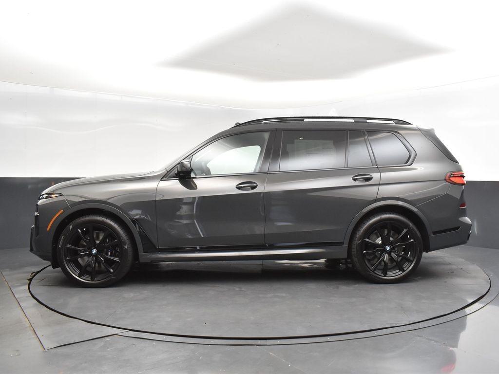 new 2026 BMW X7 car, priced at $122,535