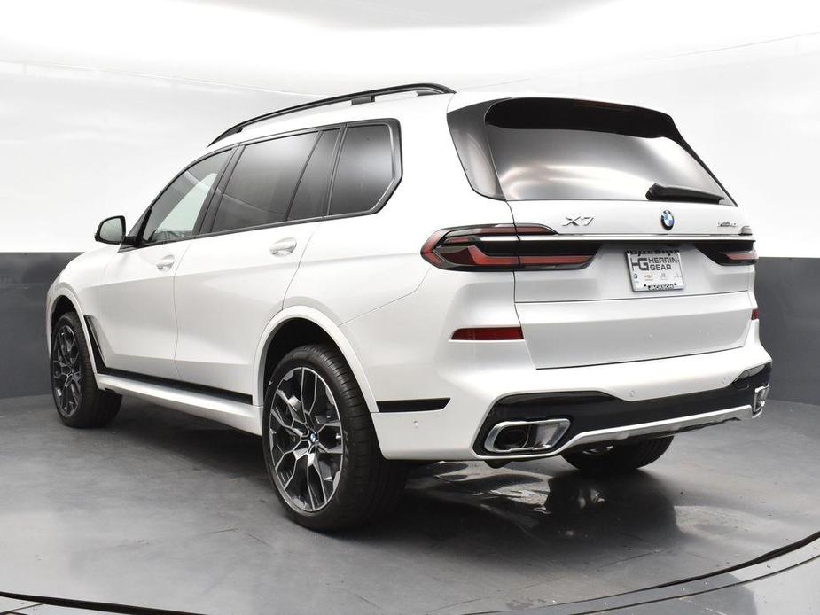 new 2025 BMW X7 car, priced at $100,350