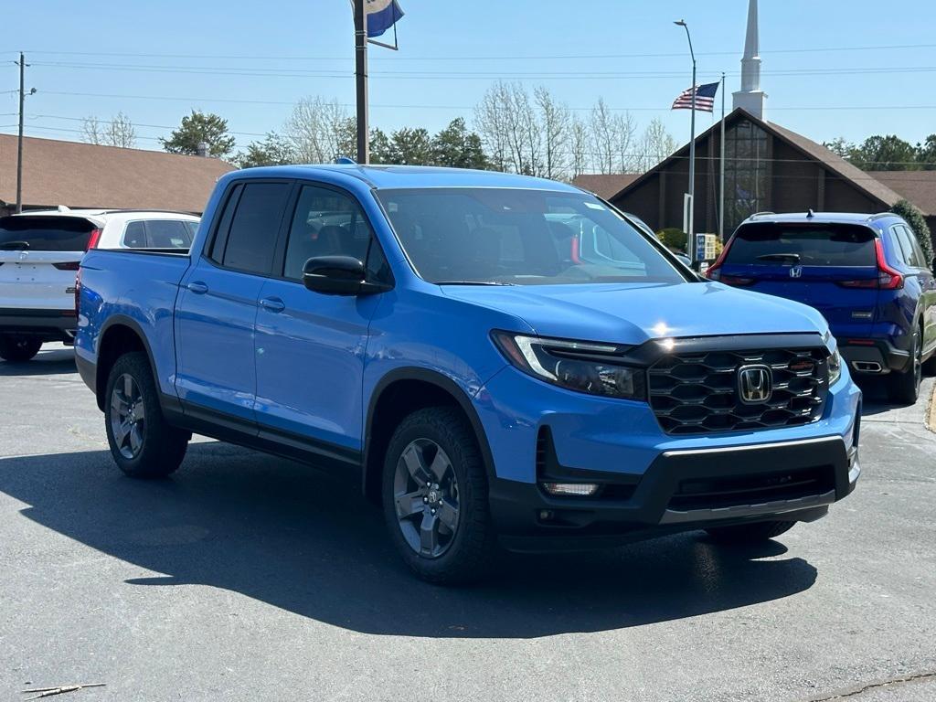 new 2025 Honda Ridgeline car, priced at $43,285