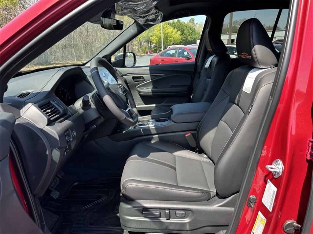 new 2025 Honda Ridgeline car, priced at $44,335