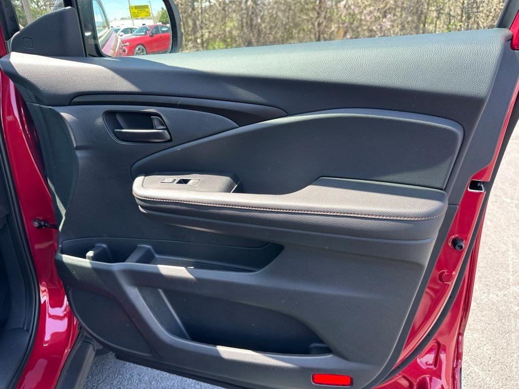 new 2025 Honda Ridgeline car, priced at $44,335