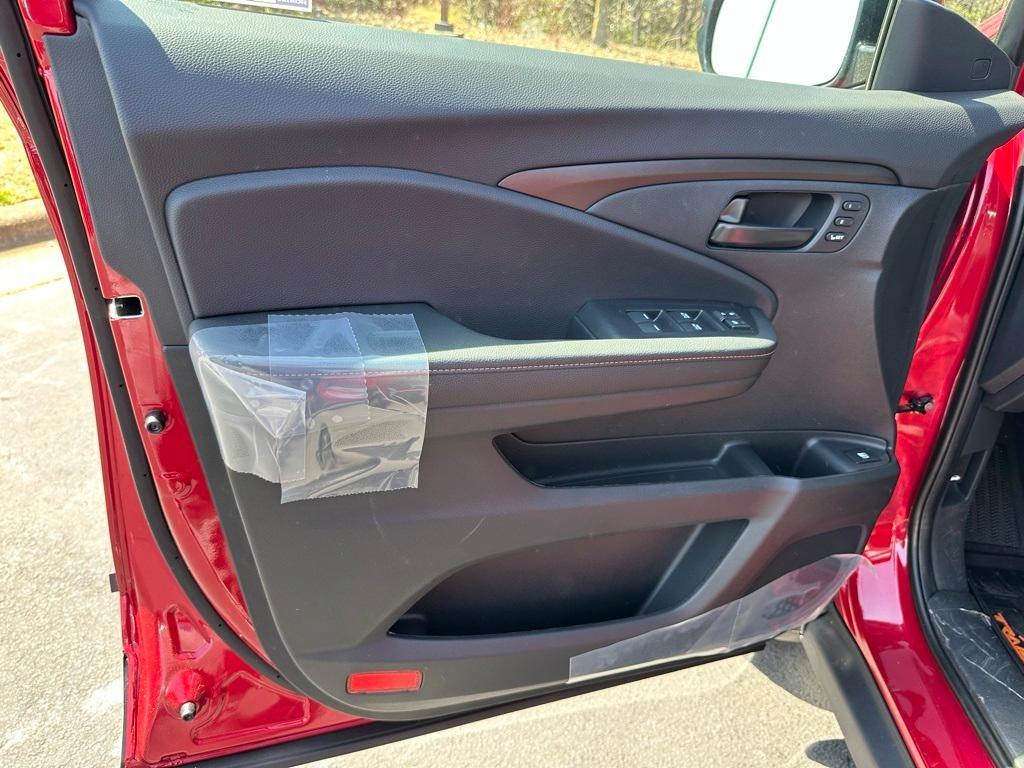 new 2025 Honda Ridgeline car, priced at $44,335