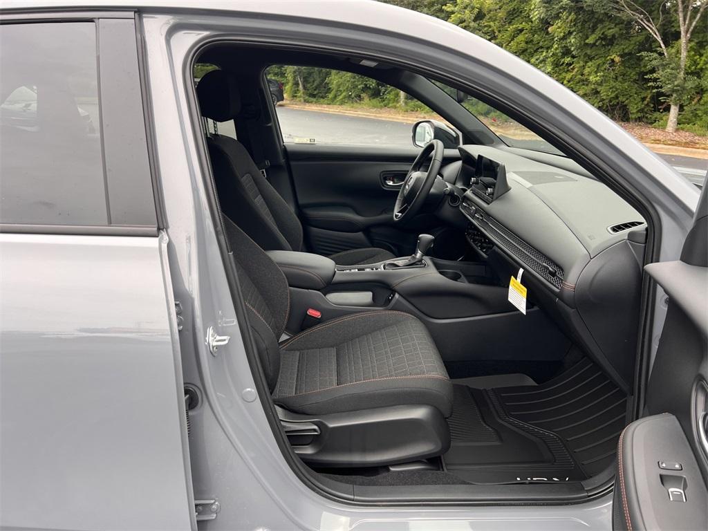 new 2025 Honda HR-V car, priced at $28,850