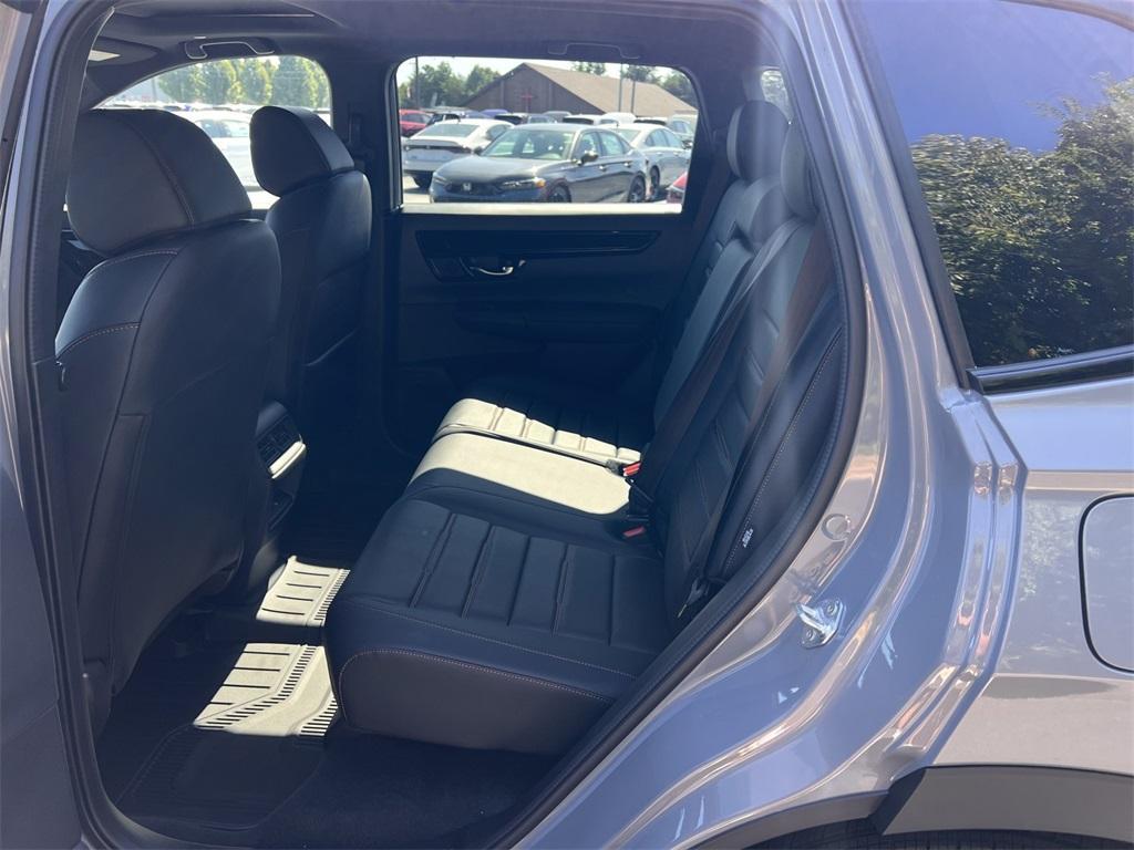 new 2026 Honda CR-V Hybrid car, priced at $42,100