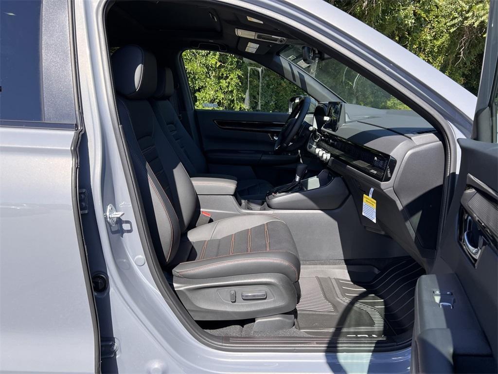 new 2026 Honda CR-V Hybrid car, priced at $42,100