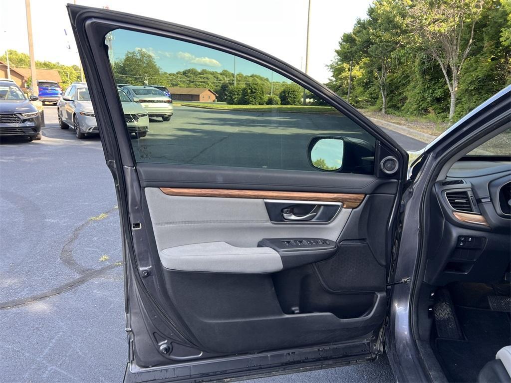 used 2018 Honda CR-V car, priced at $16,000