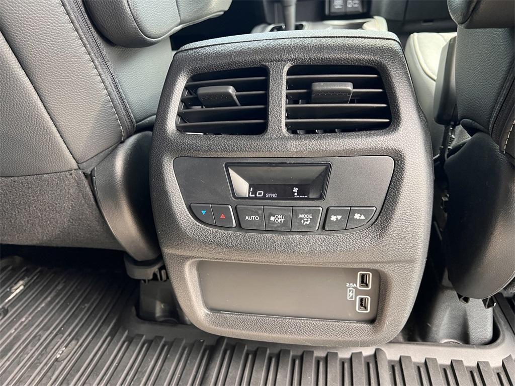 used 2019 Honda Pilot car, priced at $18,250