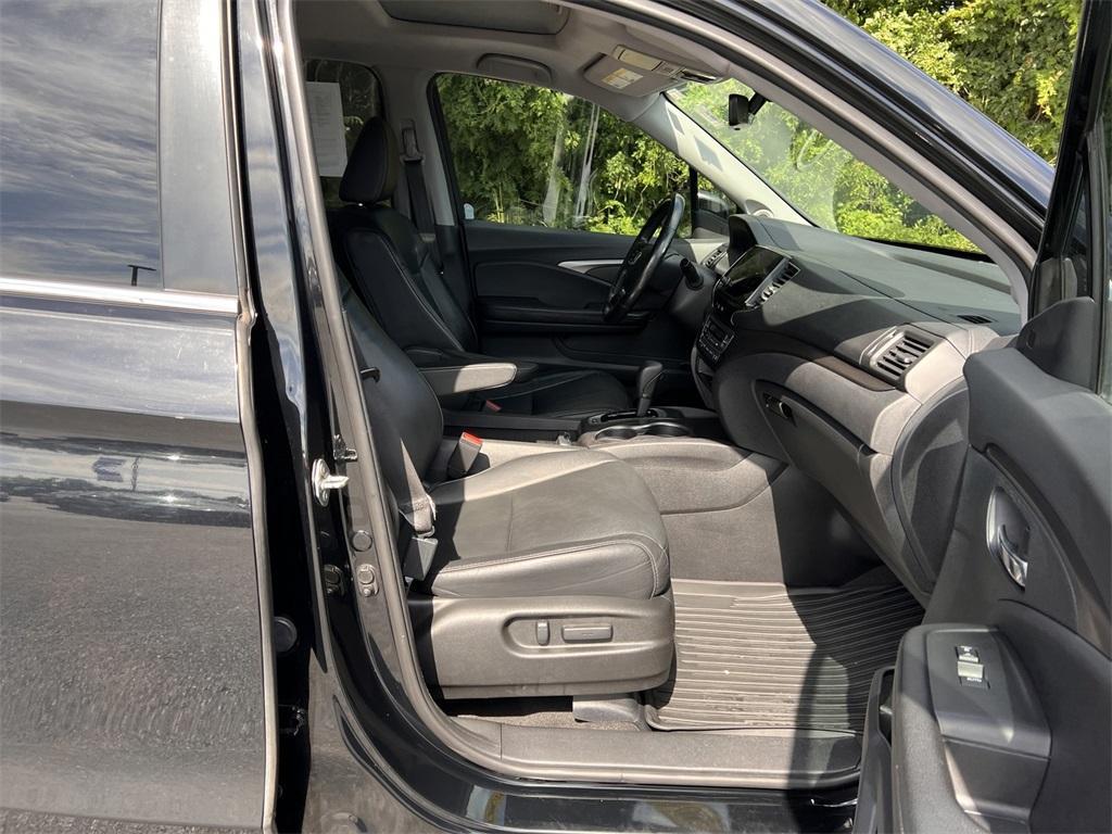 used 2019 Honda Pilot car, priced at $18,250