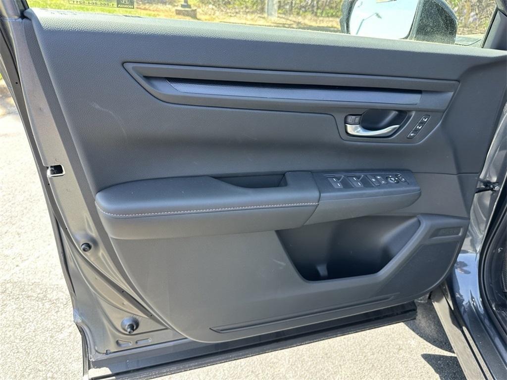 new 2025 Honda CR-V Hybrid car, priced at $37,545