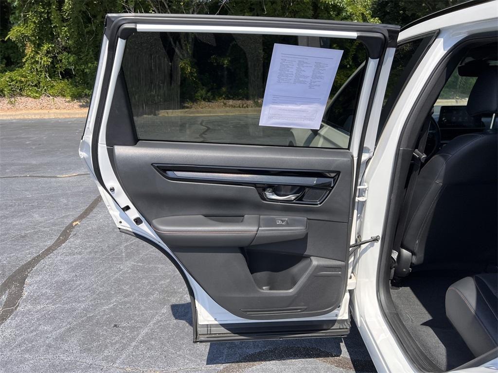 used 2023 Honda CR-V Hybrid car, priced at $32,250