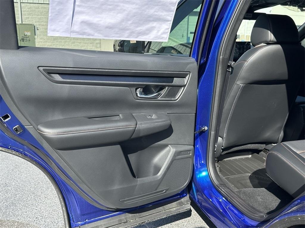 new 2025 Honda CR-V Hybrid car, priced at $36,500