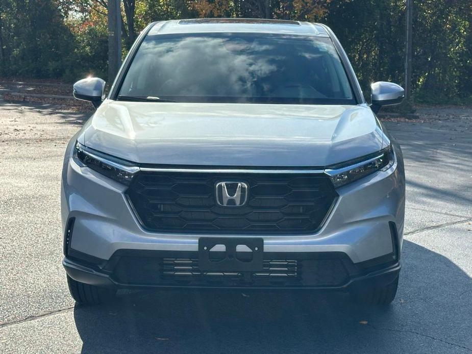 used 2025 Honda CR-V car, priced at $32,250