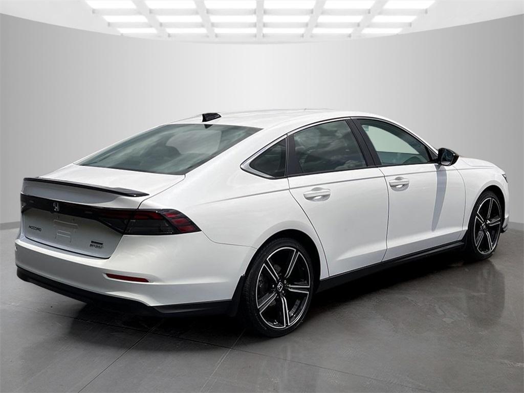 new 2025 Honda Accord Hybrid car, priced at $32,260