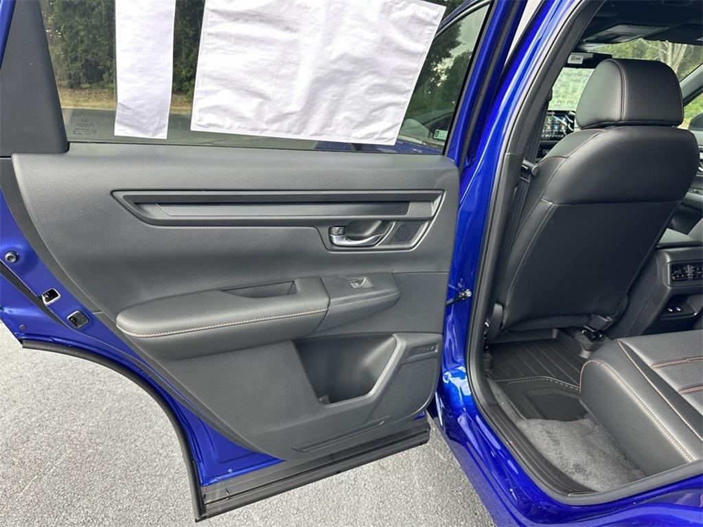 new 2025 Honda CR-V Hybrid car, priced at $36,455