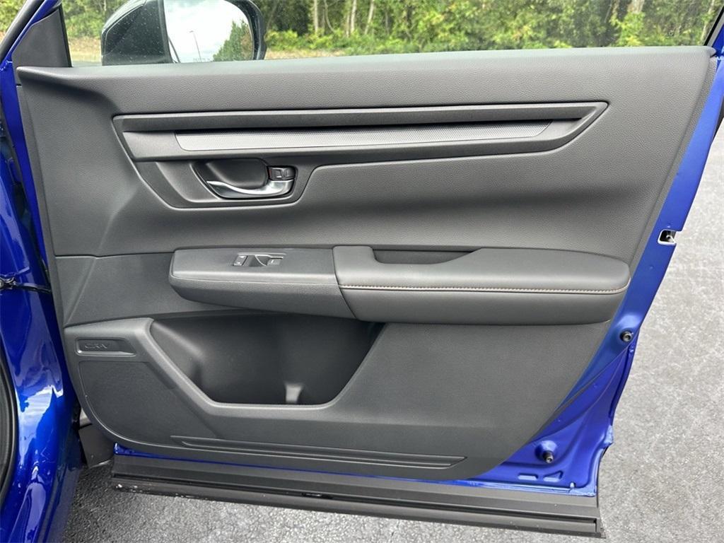new 2025 Honda CR-V Hybrid car, priced at $36,455