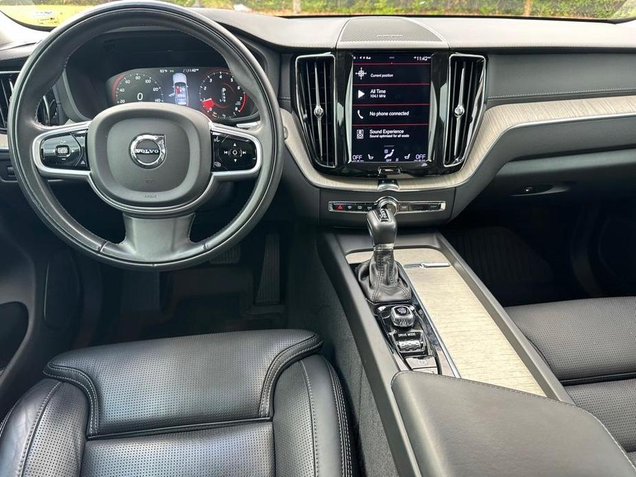 used 2021 Volvo XC60 car, priced at $27,500