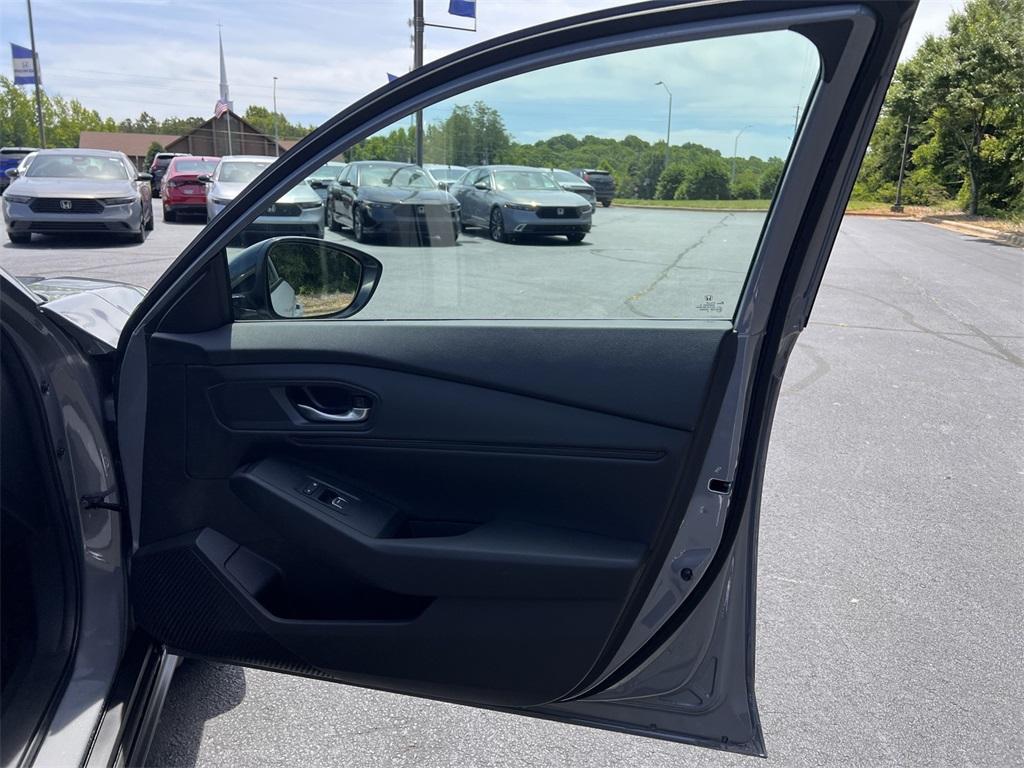 new 2025 Honda Accord car, priced at $29,665