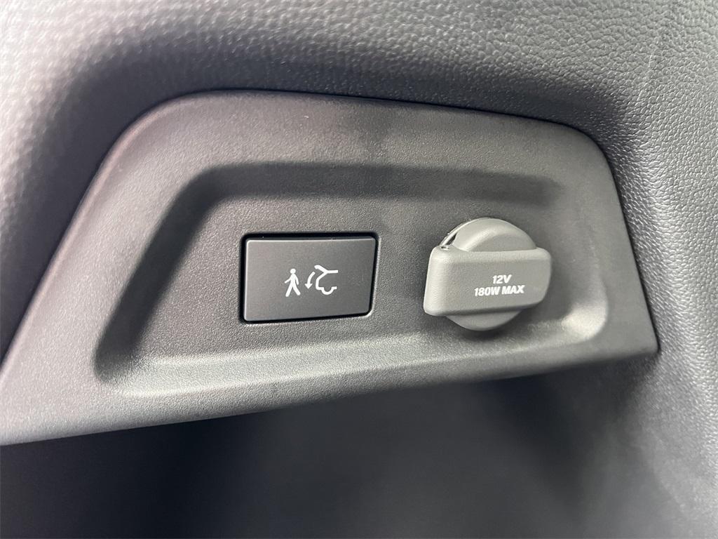 new 2025 Honda Pilot car, priced at $49,225