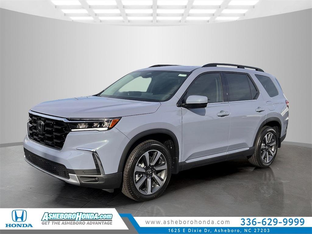 new 2025 Honda Pilot car, priced at $49,225
