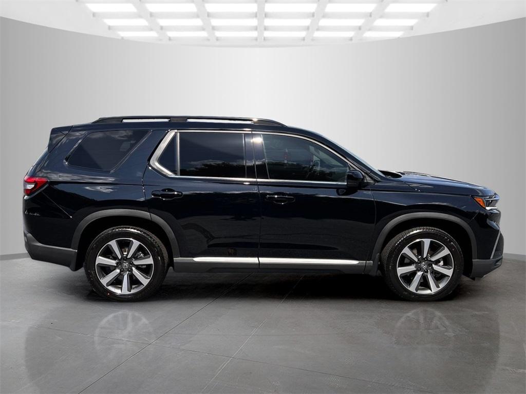 used 2025 Honda Pilot car, priced at $46,500