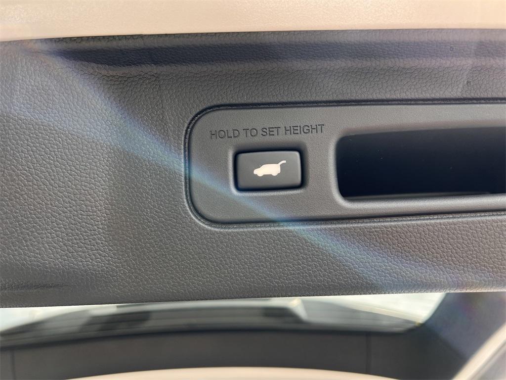 new 2025 Honda Pilot car, priced at $43,505