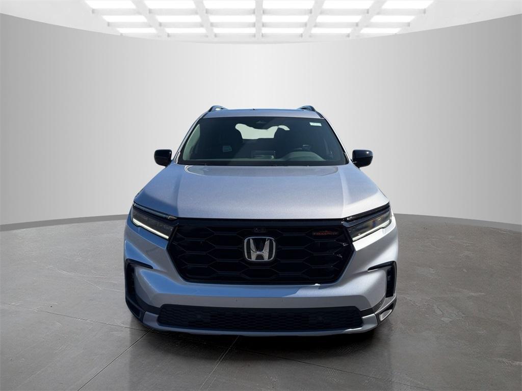 new 2025 Honda Pilot car, priced at $47,395