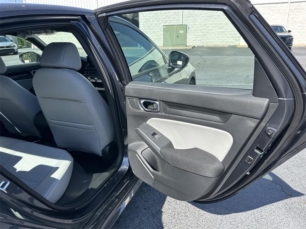 new 2025 Honda Civic Hybrid car, priced at $28,100