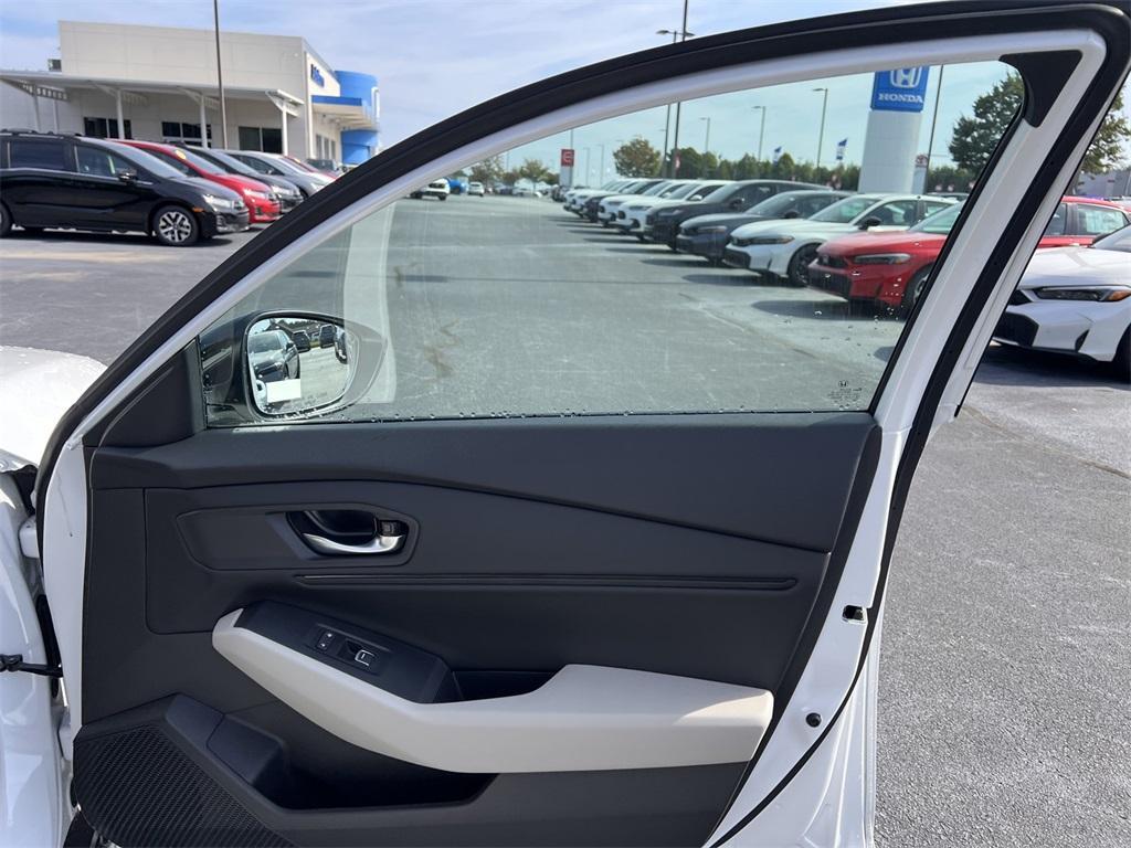 new 2025 Honda Accord car, priced at $29,165