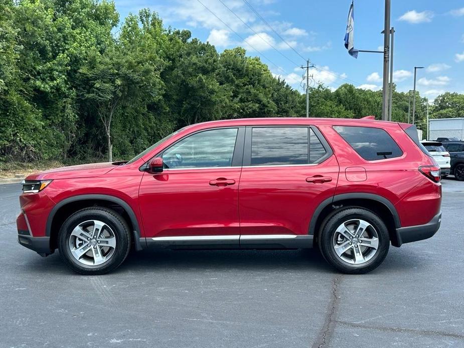 new 2025 Honda Pilot car, priced at $41,050