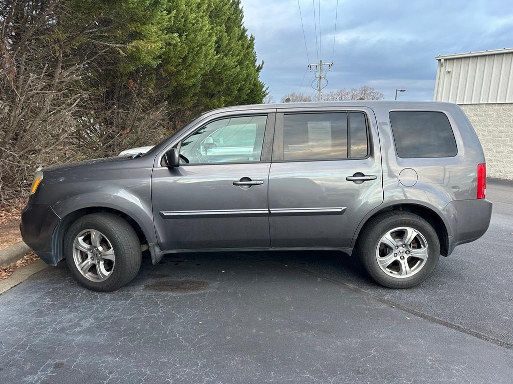 used 2014 Honda Pilot car, priced at $14,000