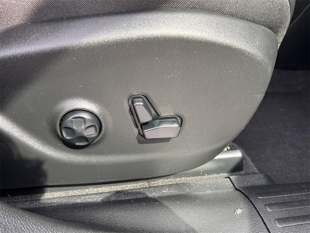 used 2021 Jeep Cherokee car, priced at $20,250