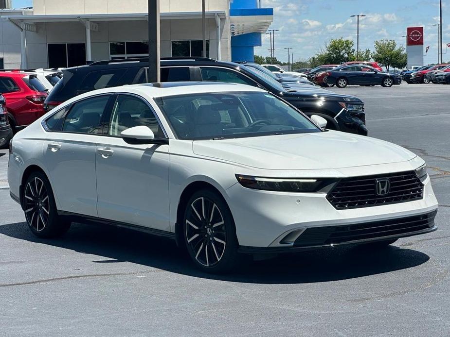 new 2024 Honda Accord Hybrid car, priced at $37,190