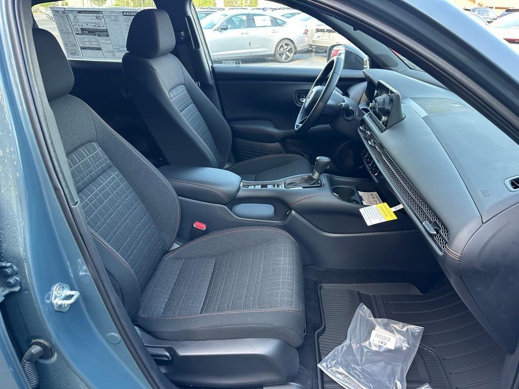 new 2025 Honda HR-V car, priced at $27,350
