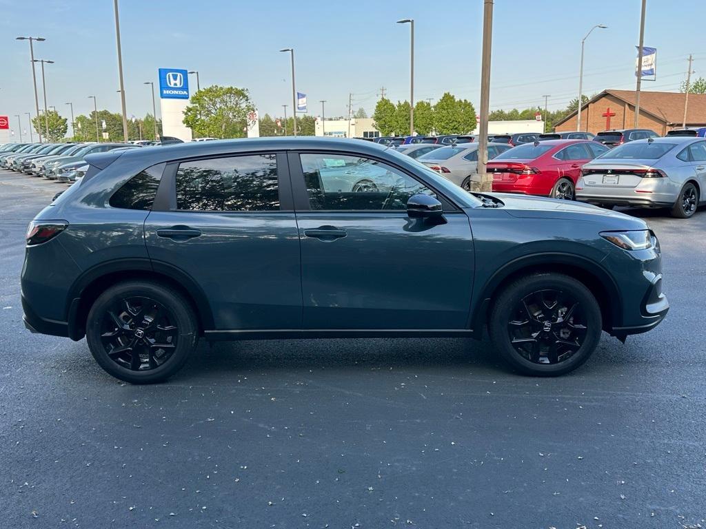 new 2025 Honda HR-V car, priced at $27,350