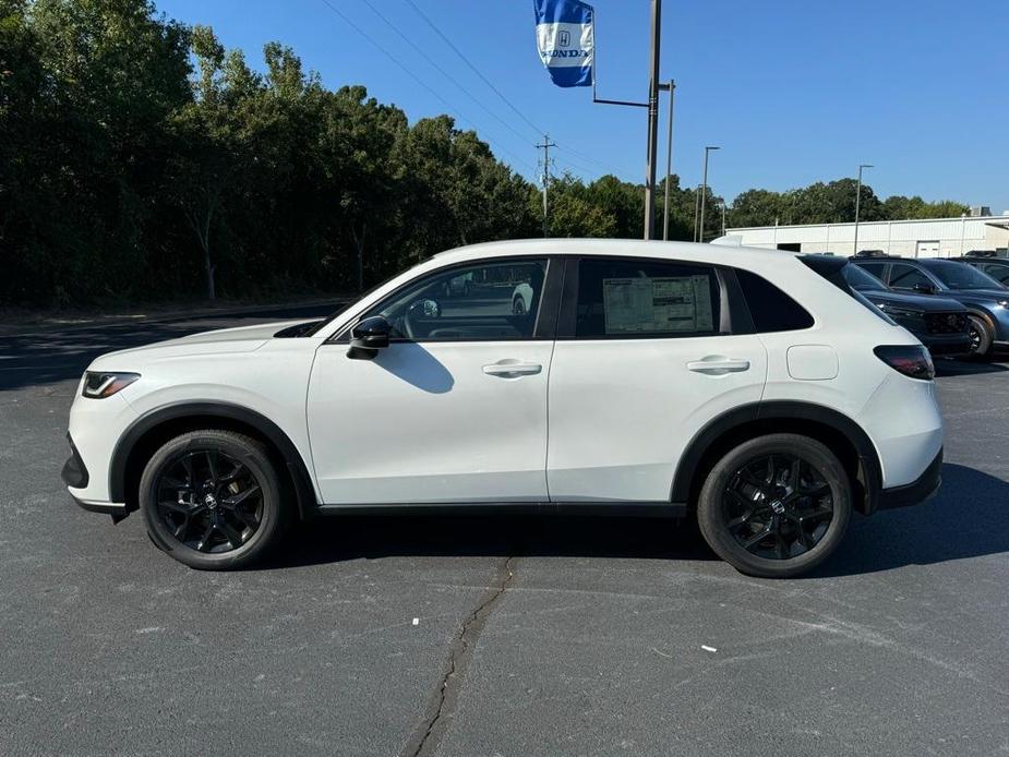 new 2025 Honda HR-V car, priced at $27,005