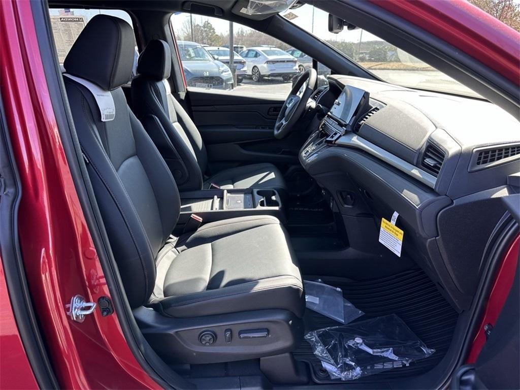 new 2025 Honda Odyssey car, priced at $41,420