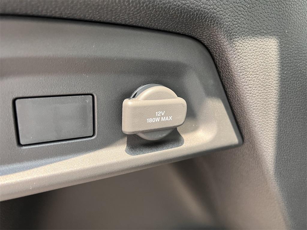 new 2025 Honda Pilot car, priced at $40,950