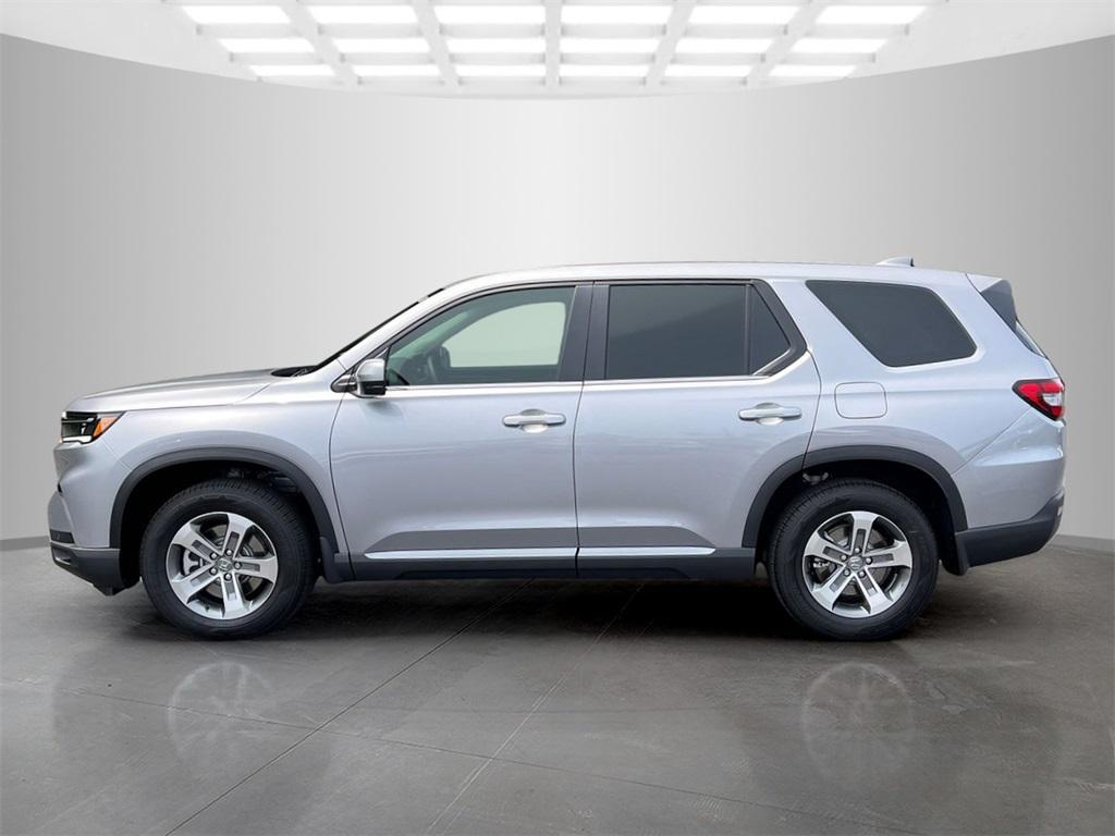 new 2025 Honda Pilot car, priced at $40,950