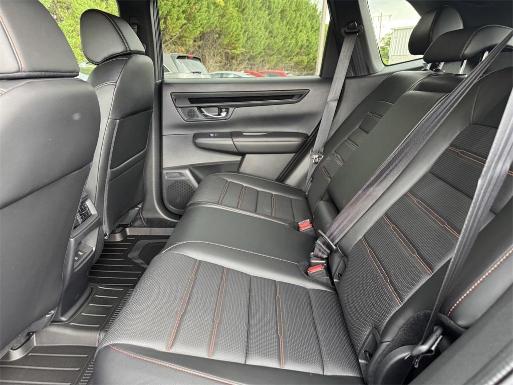 new 2025 Honda CR-V Hybrid car, priced at $36,045