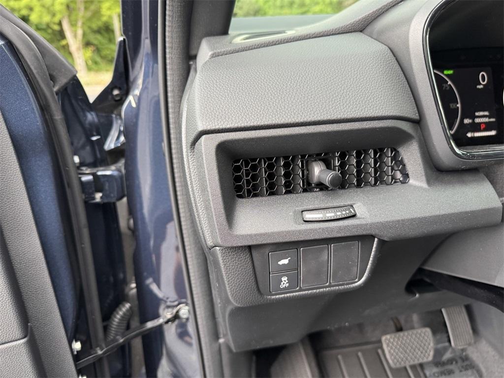 new 2025 Honda CR-V Hybrid car, priced at $36,045