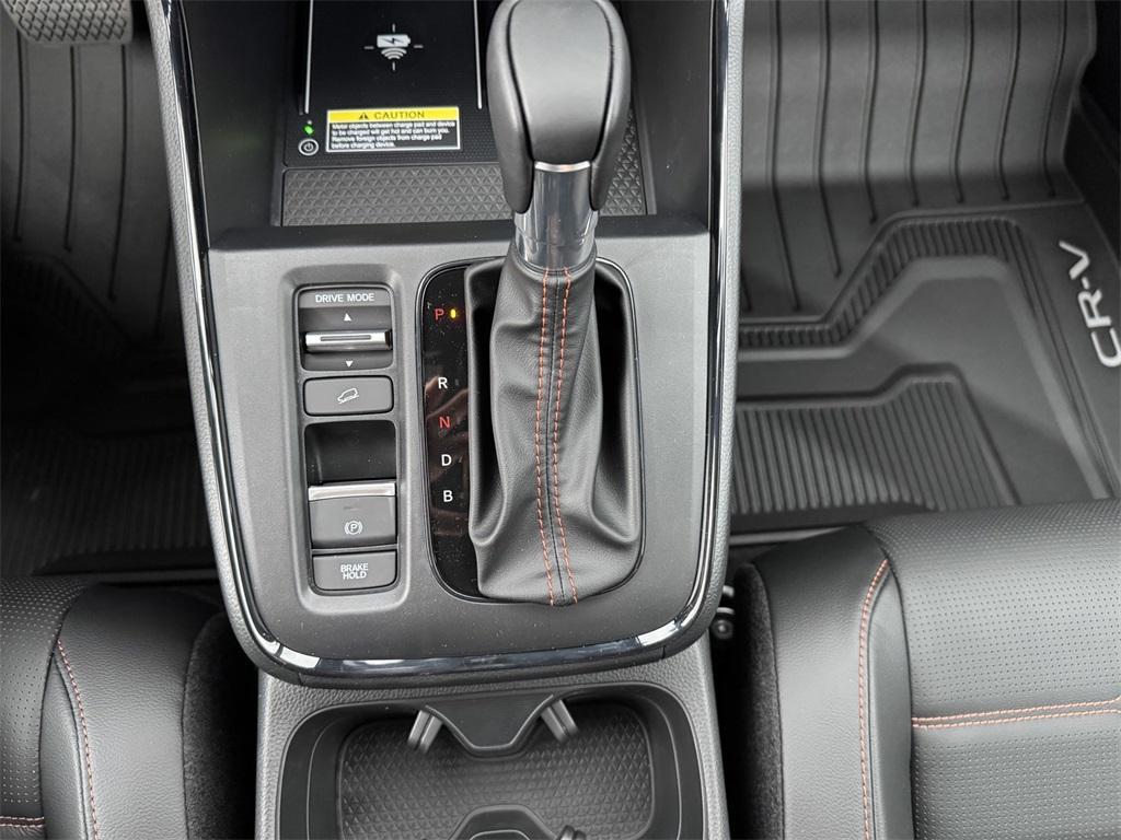 new 2025 Honda CR-V Hybrid car, priced at $36,045