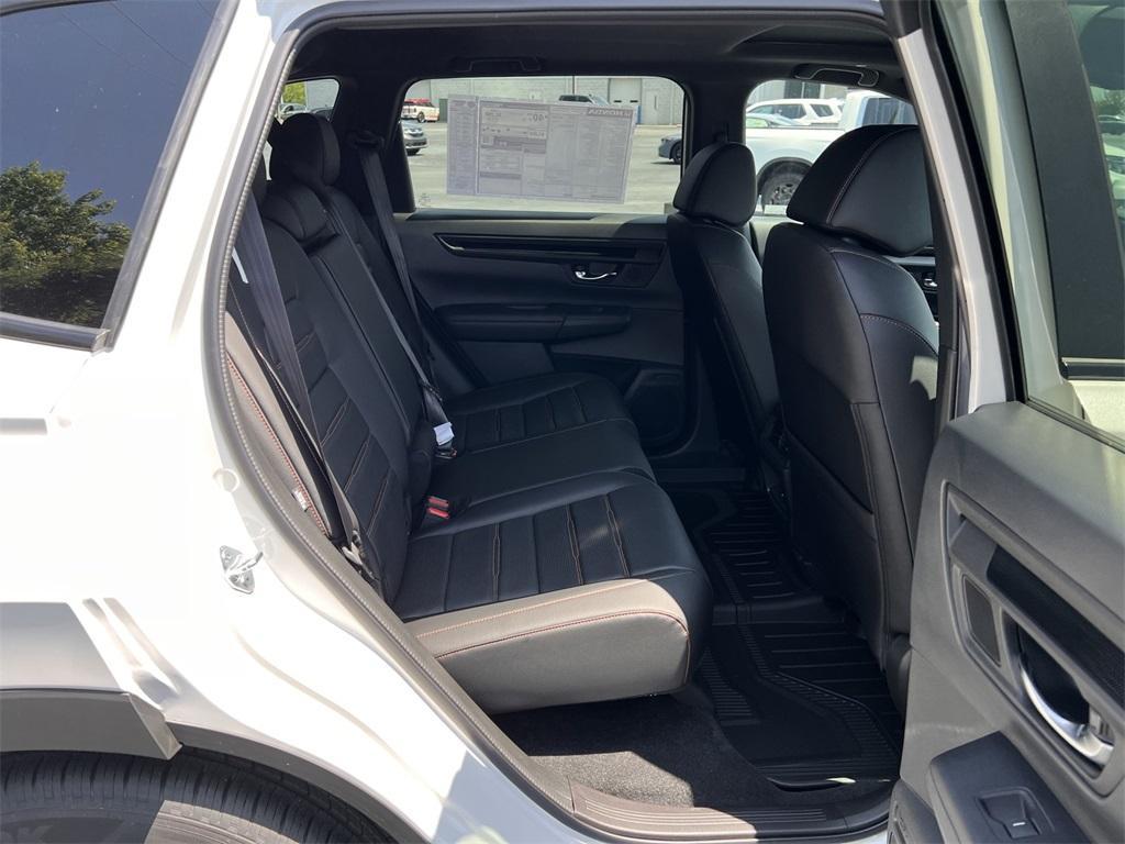 new 2026 Honda CR-V Hybrid car, priced at $39,075